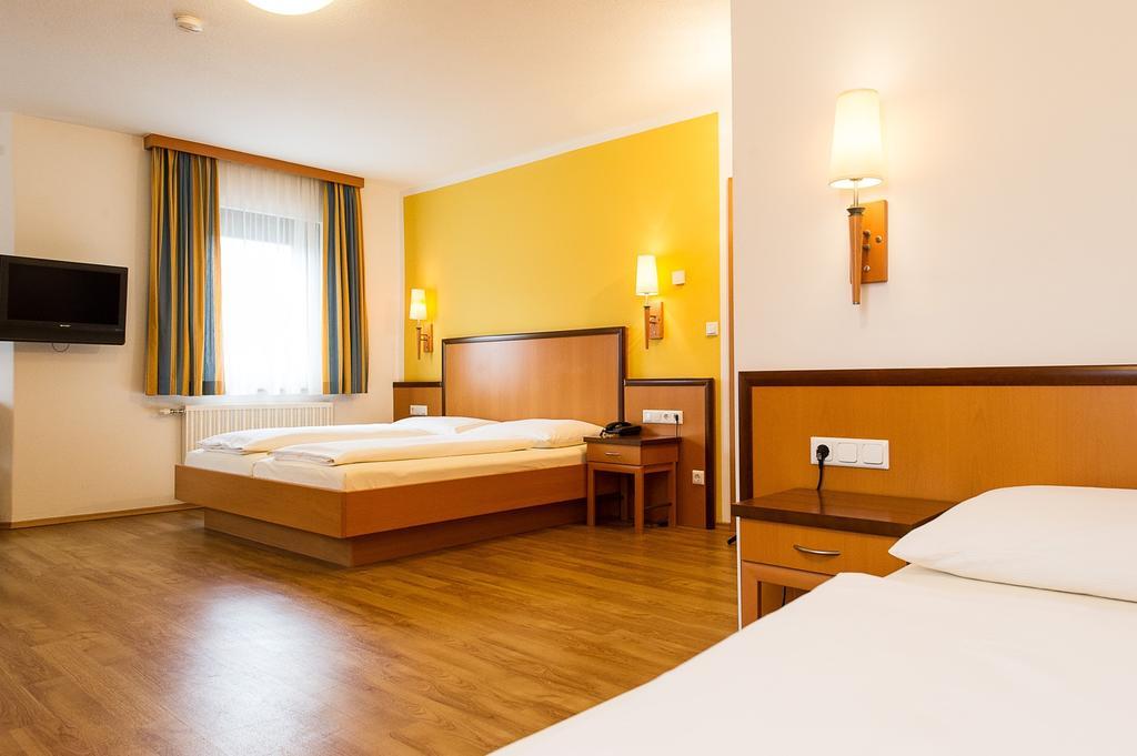 Gasthof Turmwirt Mürzhofen Szoba fotó