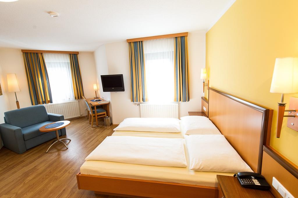 Gasthof Turmwirt Mürzhofen Szoba fotó